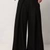 Άνετο wide leg παντελόνι από 100% βαμβάκι, ψηλόμεσο με κομψή γραμμή. Ιδανικό για καθημερινά και chic looks.